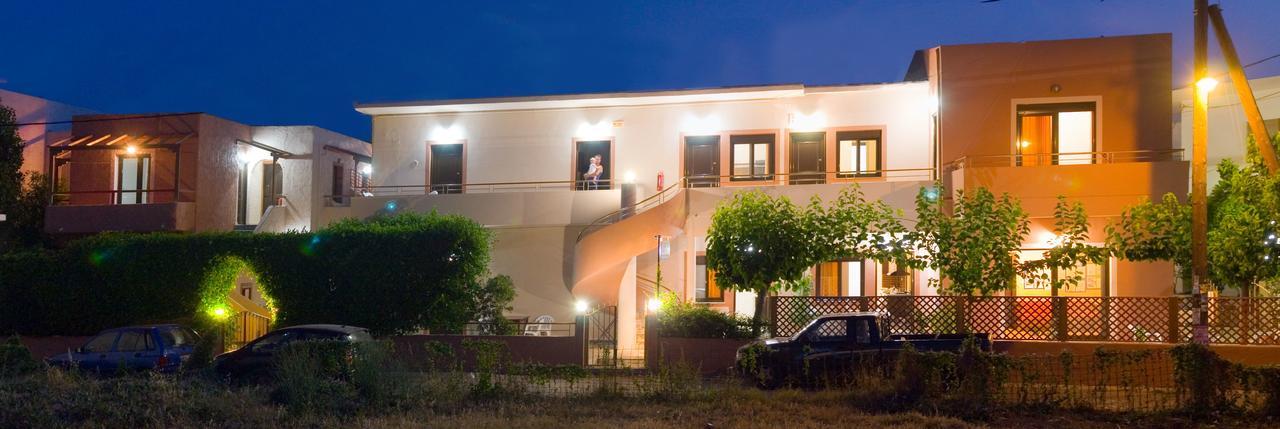 Lito Apartments Paleochora Exterior photo
